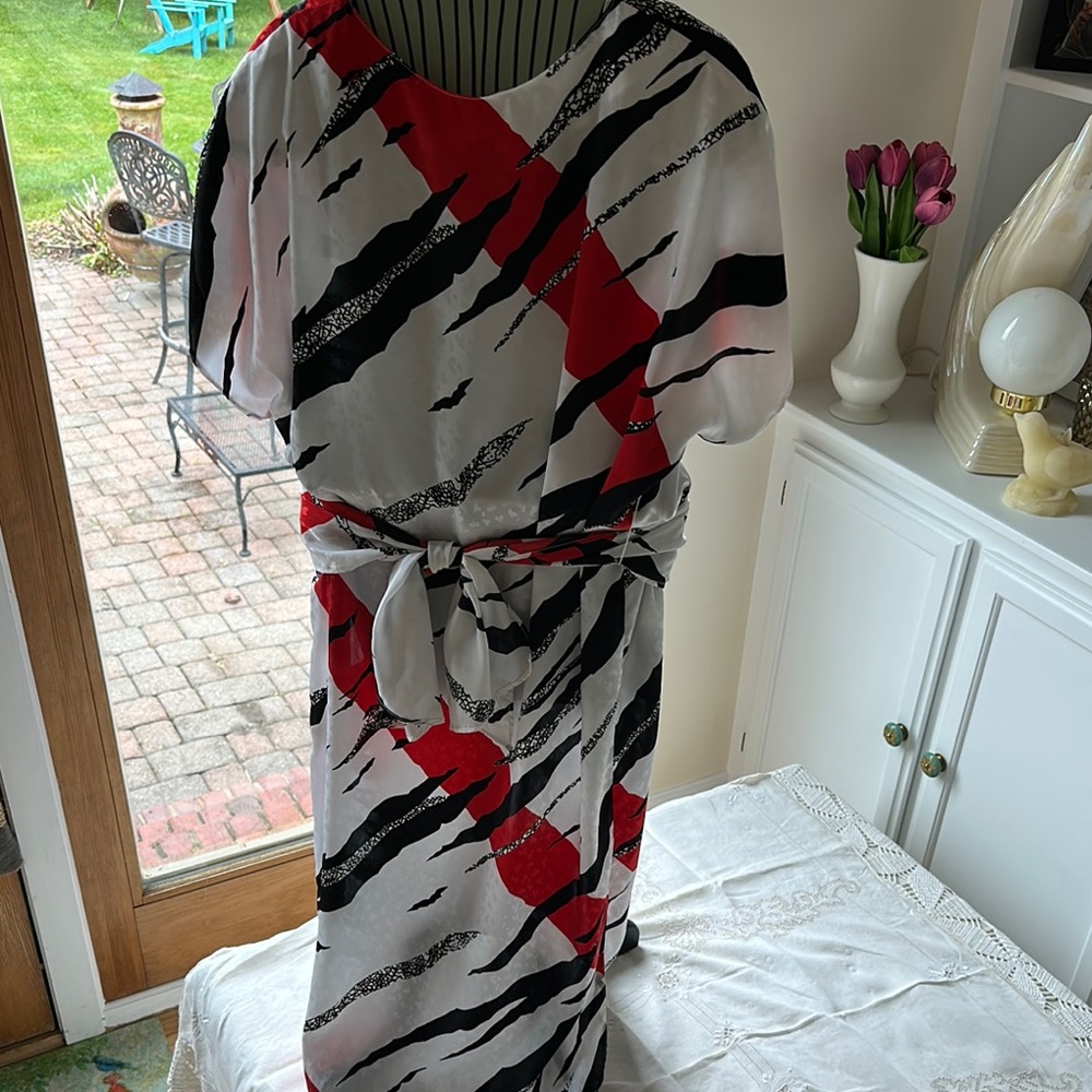 Black and White Asymmetrical Dolman Sleeve Wrap Dress